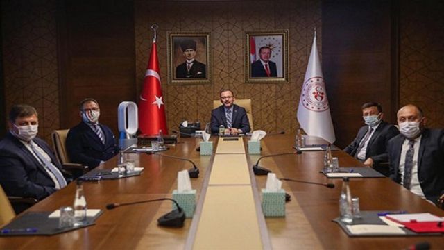 Hamza Dağ: Karşıyaka Stadı için anlaştık, yapacağız...