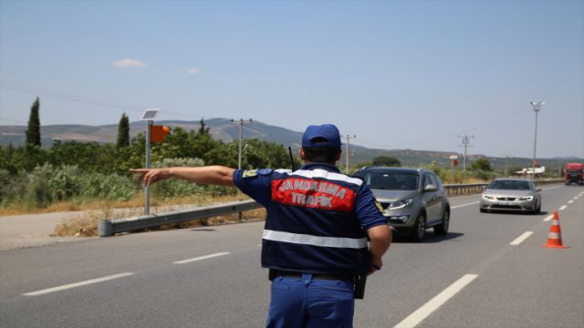 İzmir'de 21 şüpheli yakalandı