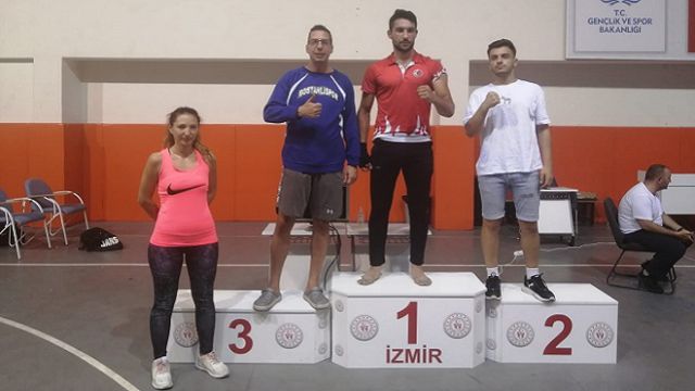 Bostanlıspor Aytaç, Kick Boks’ta Ege Bölge 3.’sü