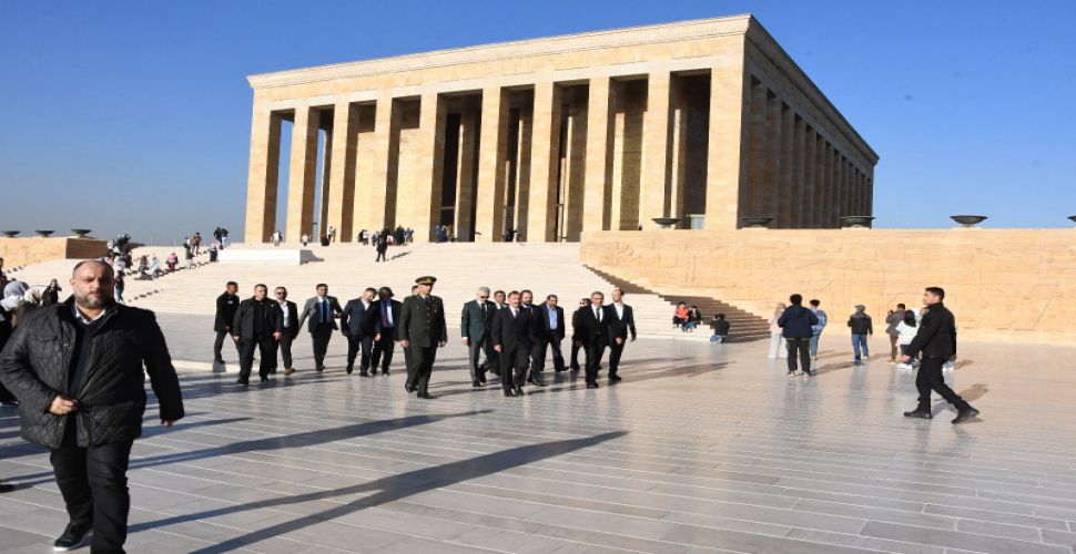 Türkiye Oryantiring Federasyonu Yönetim Kurulu Üyeleri Anıtkabir'i Ziyaret Etti