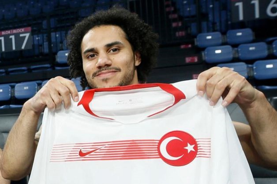 Vatandaş Shane Larkin