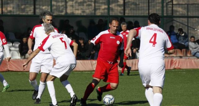 Efsaneler Metin Oktay turnuvasında buluştu