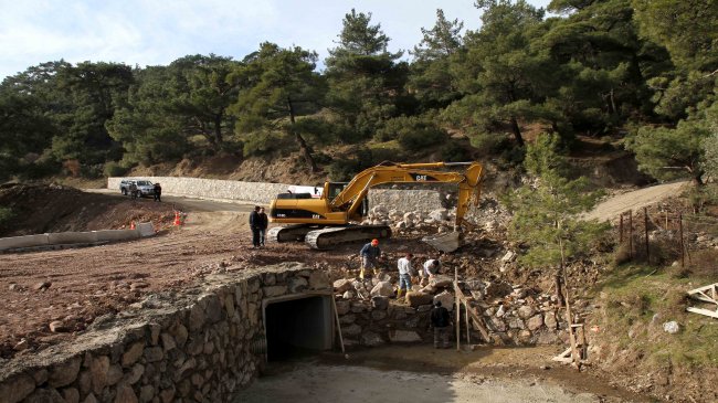 Yamanlar köy yolunun 40 yıllık sorunu çözülüyor