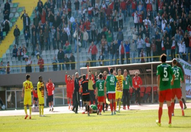 Derbi'de cezalar belli oldu