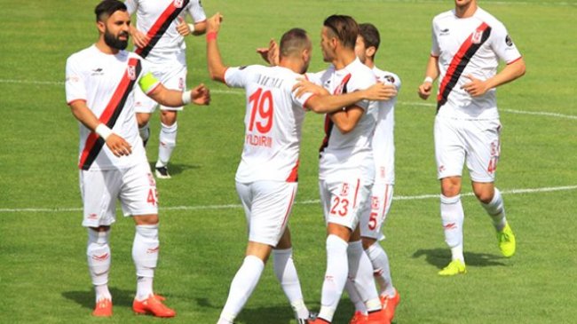 Balıkesir Karabük'ü yendi, ligin dibi kördüğüm oldu...