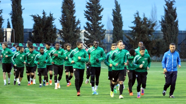 FUTBOL TAKIMLARI YENİ SEZON HAZIRLIĞINA BAŞLADI