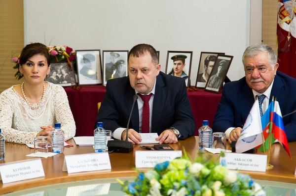 BAKÜ'YE KAHRAMAN KENT STATÜSÜ VERİLSİN...