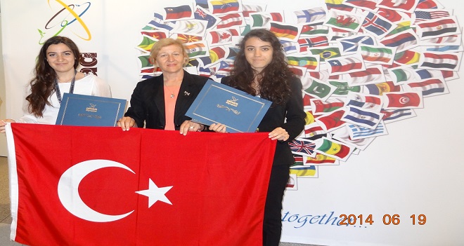 İZMİR ÖZEL FATİH KOLEJİ'NİN ABD ZAFERİ...