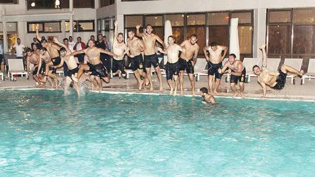 35 YILLIK SEVİNÇ, 10 YILLIK İNTİKAM...