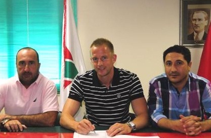 KARŞIYAKA HOLLANDALI GOLCÜ ARS İLE İMZALADI