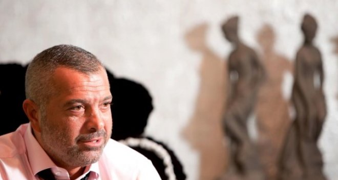 KARŞIYAKA'DA ERDAL ACAR SÜRPRİZİ...