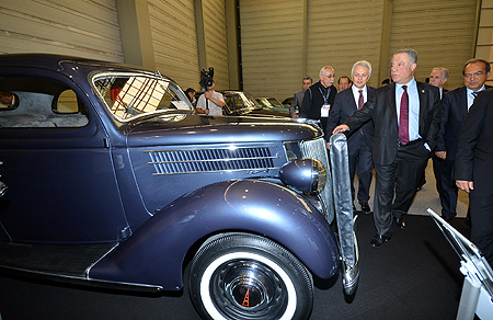 KLASİK OTOLAR AUTOSHOWDA