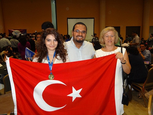 İFK'LI LAL TALAY DÜNYA BİRİNCİSİ