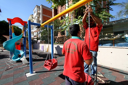 KARŞIYAKA BELEDİYESİNDEN OKULLARA PARK JESTİ