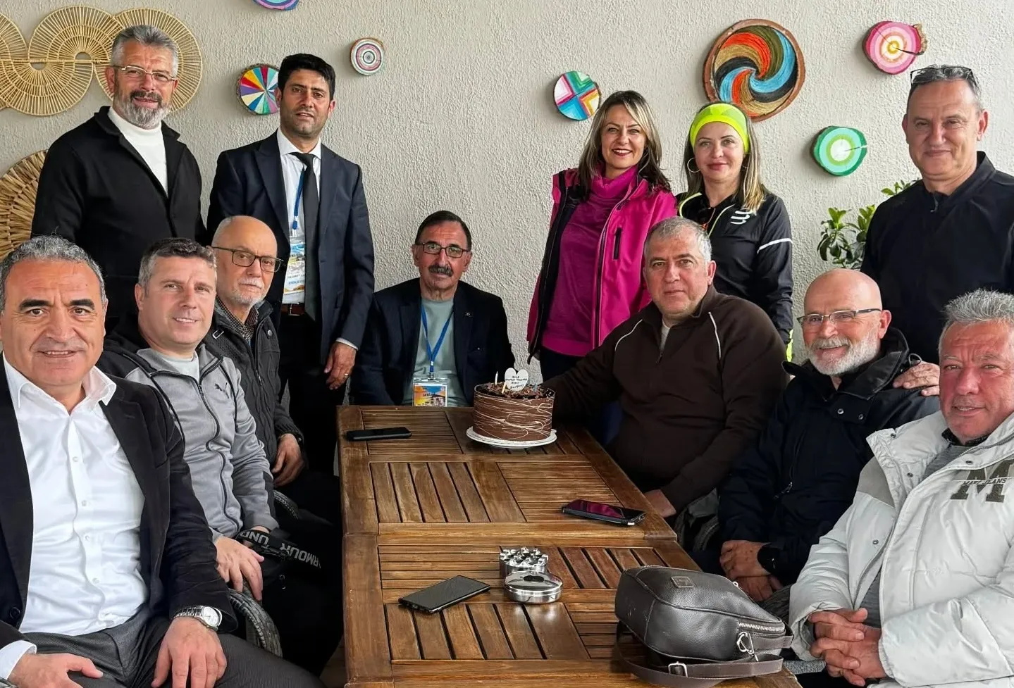 Başkanın sürprizi doğum günü kutlaması…