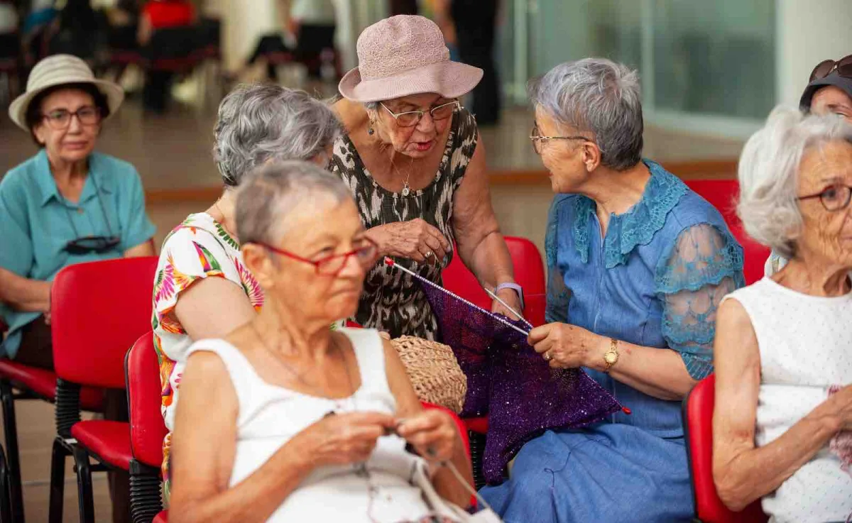 Bilge Çınarlar'ın neşe dolu buluşması