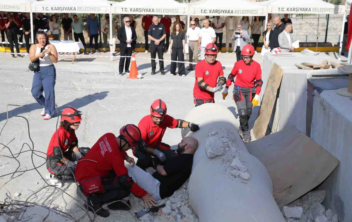 Karşıyaka’da afetlere hazırlık seferberliği büyüyor