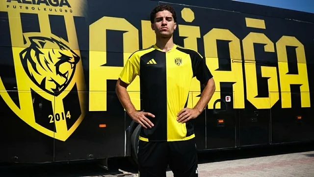 Karşıyaka'dan Aliağa FK'ya