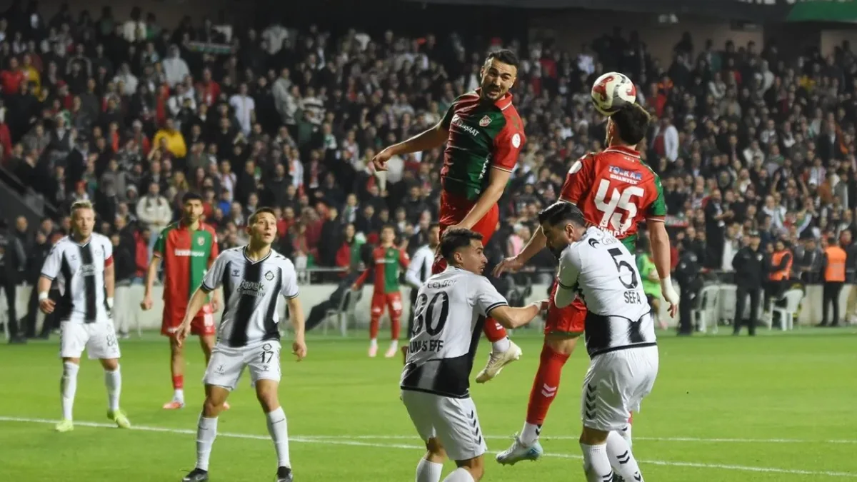 Karşıyaka-Altay özel maçta karşı karşıya gelecek