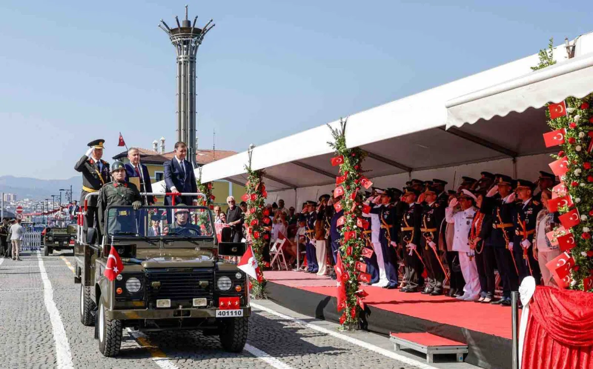 İzmir'de 30 Ağustos Zafer Bayramı coşkusu
