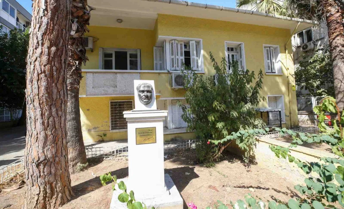 Karşıyaka’nın tarihi sağlık merkezinde restorasyon başladı