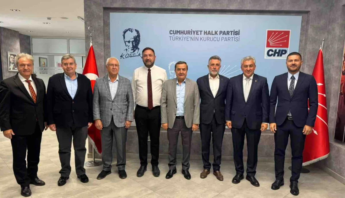 CHP İzmir'de eski belediye başkanları sahaya inecek