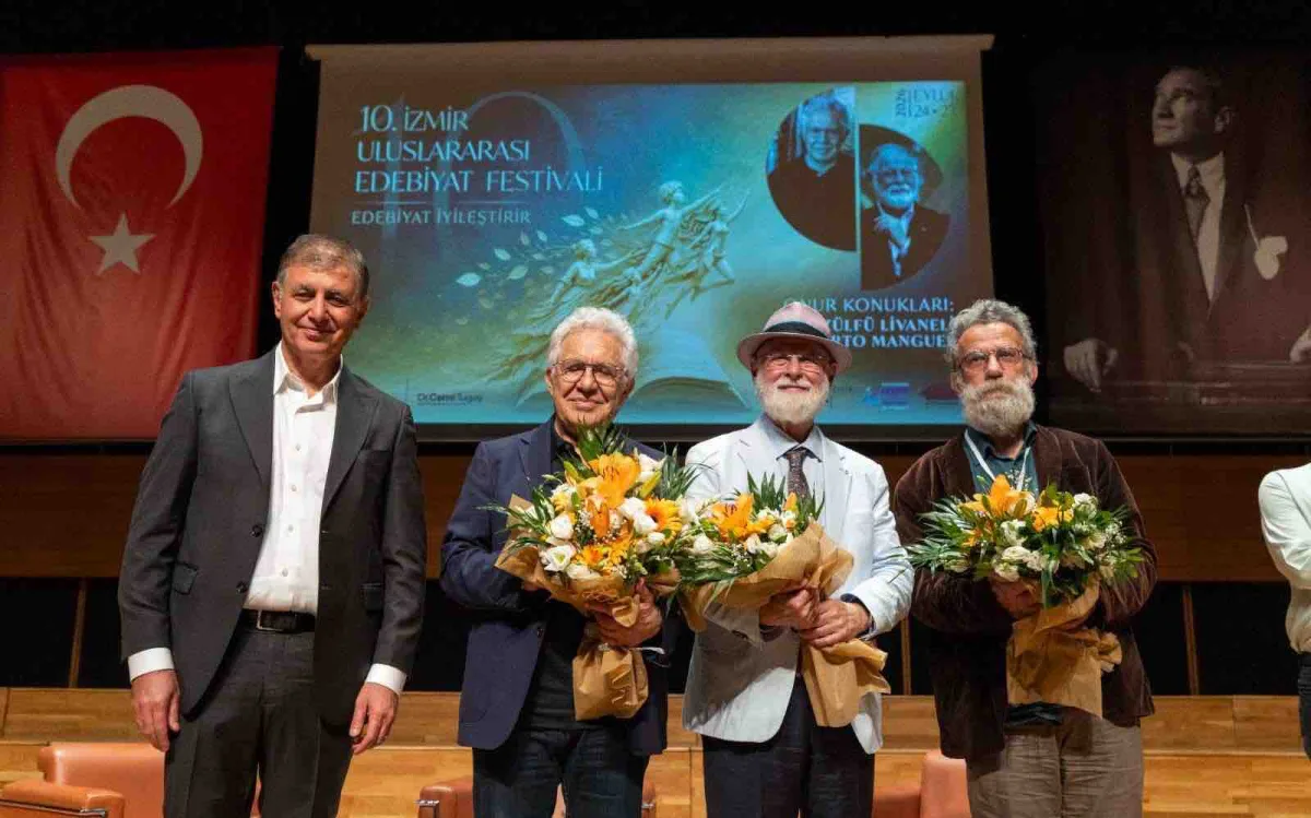 İzmir Uluslararası Edebiyat Festivali' başladı