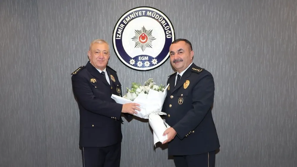 İzmir Emniyeti'nde devir teslim töreni