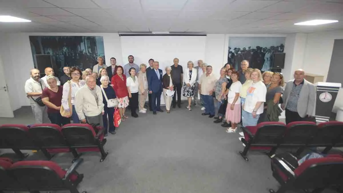 “Rodos ve İstanköy Türklüğünde İz Bırakanlar” dizisi konferansları Karşıyaka'da sürüyor