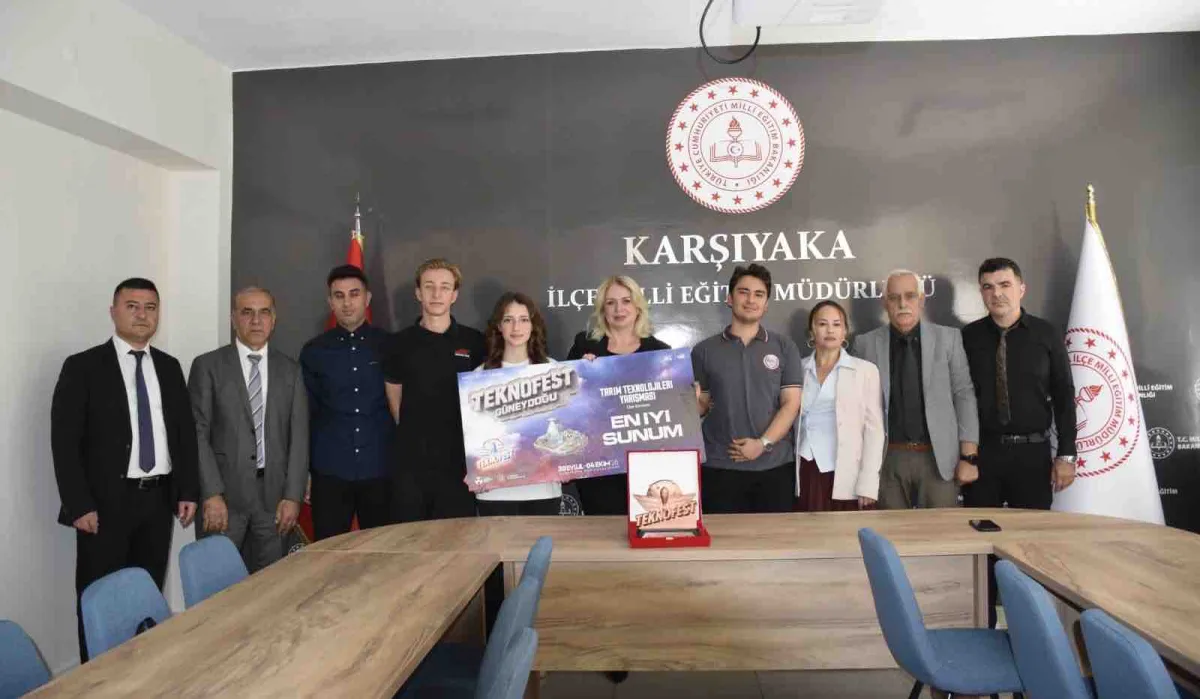TEKNOFEST’te Adnan Menderes Anadolu Lisesi’ne En İyi Sunum Ödülü
