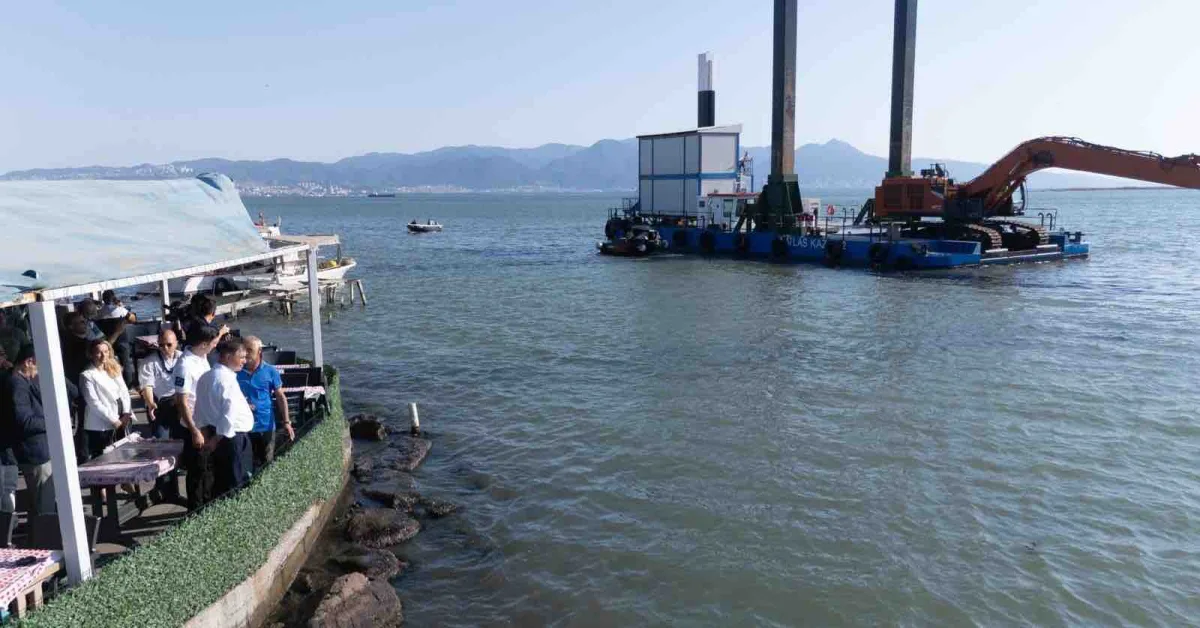 İzmir Körfezi’nde ikinci etap başladı: Hedef 4 metre derinlik