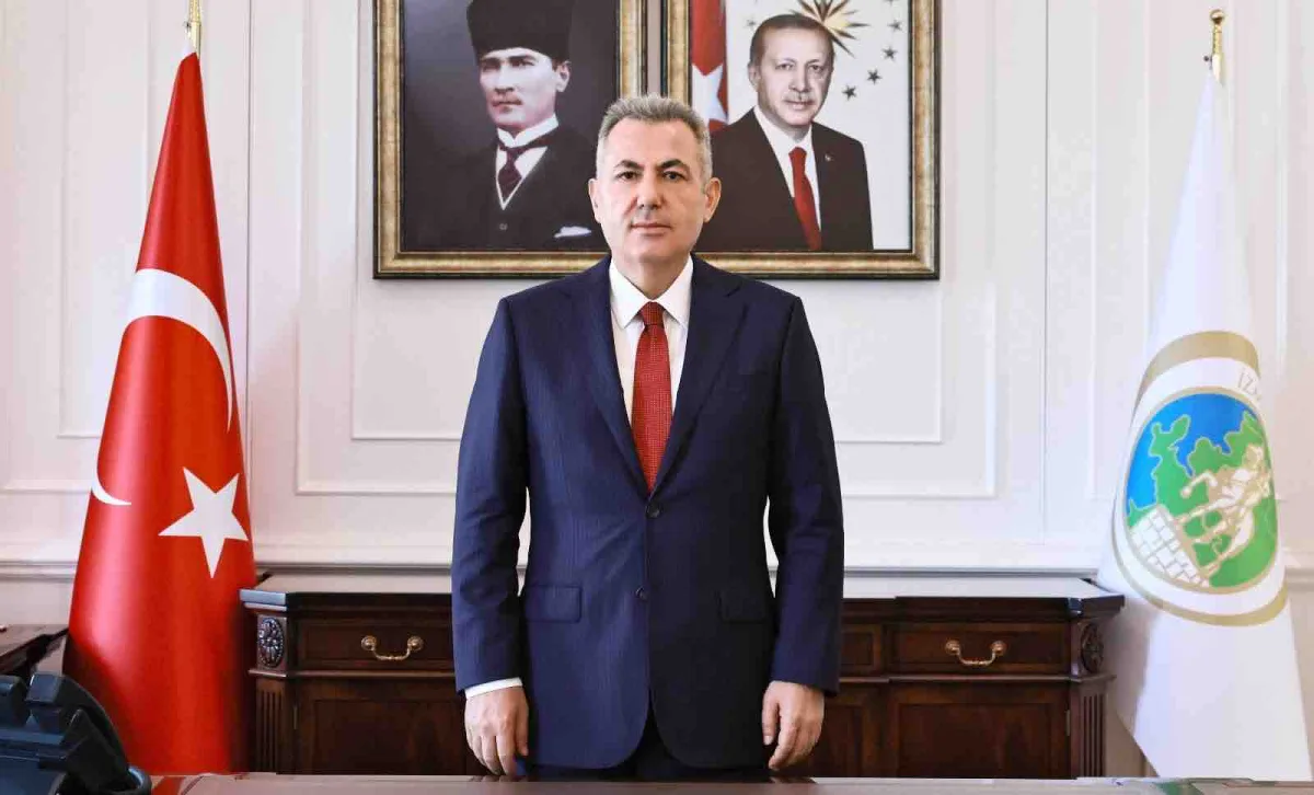 Vali Elban'dan 29 Ekim mesajı: Cumhuriyet yarınlarımızı aydınlatan büyük bir emanettir